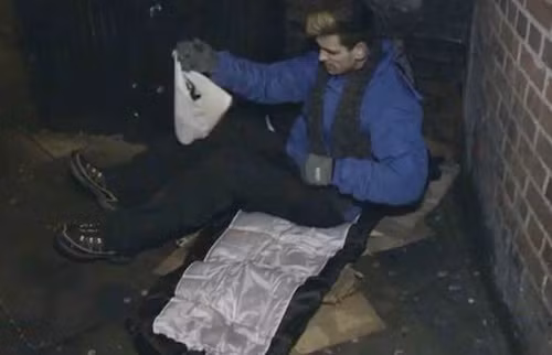 Cộng đồng mạng - Con trai tỷ phú&nbsp;từng hẹn hò Linsay Lohan vỡ mộng sau 3 ngày làm người vô gia cư (Hình 5).