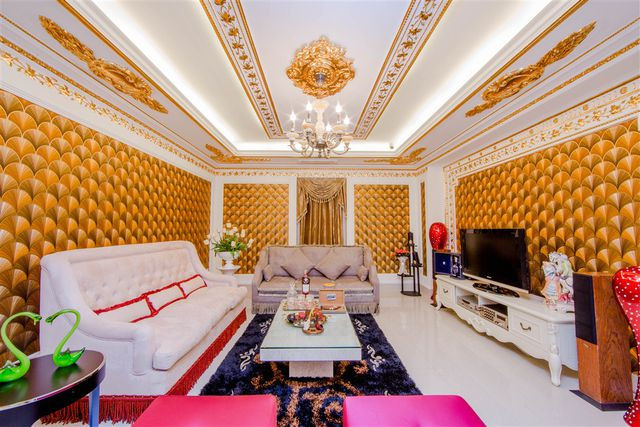 Nội thất cực kỳ xa hoa bên trong biệt thự dát vàng của Lý Nhã Kỳ ảnh 6 Empty