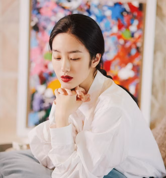 My nhan 9X khien cha nuoi ty phu cua Luu Diec Phi say dam la ai hinh anh 6 