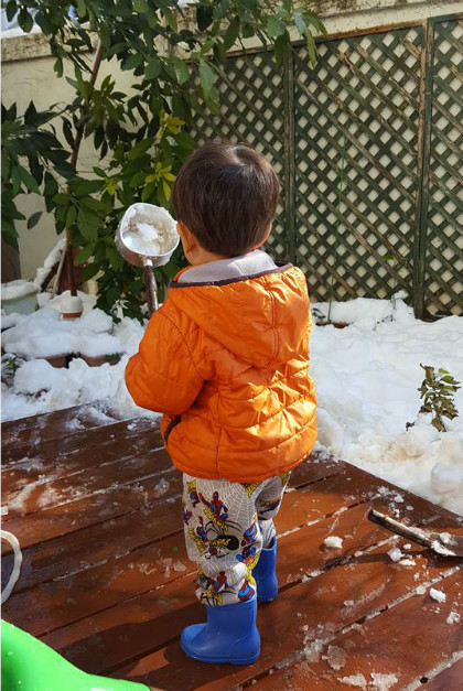 Con traichị Thu Trang hồi gần 4 tuổi tại Tokyo, Nhật. Ảnh: NVCC.