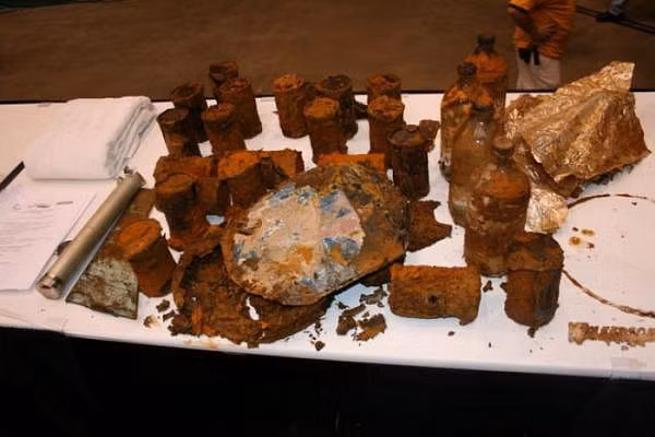 Chôn siêu xe 50 năm để thành kho báu, đến khi khai quật ai nấy đều câm nín - Hình 11