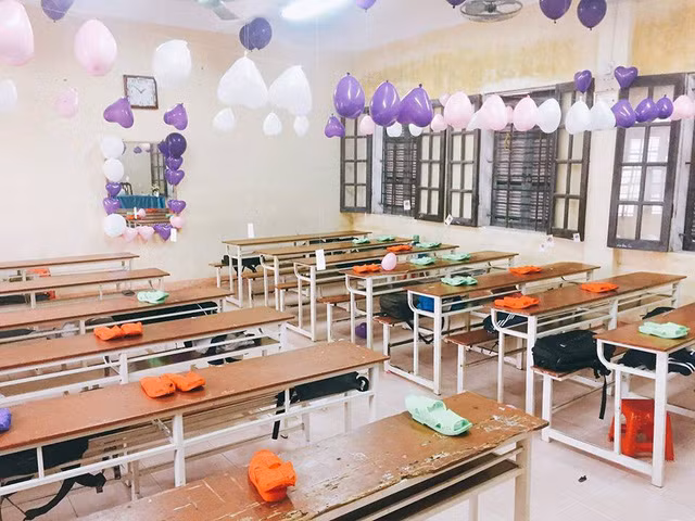 Một tập thể khác với ý tưởng tương tự là tặng dép tổ ong (ảnh: Uyên Đỗ)