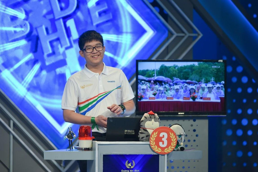 Thí sinh Anh Đức. Thí sinh Anh Đức.