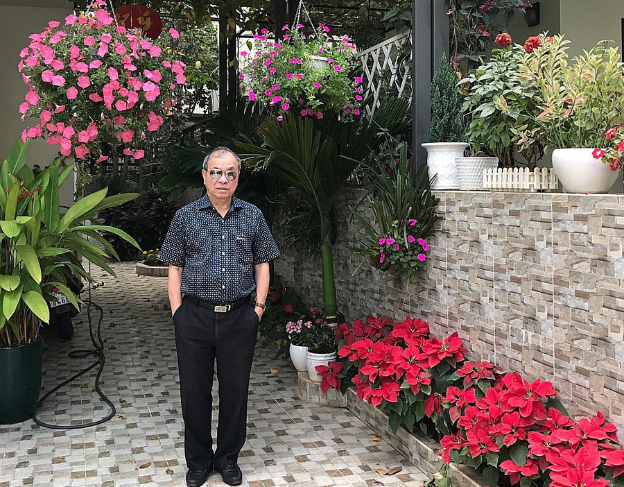 GS.TS Lê Thông - chủ biên Chương trình môn Địa lý GS.TS Lê Thông - chủ biên Chương trình môn Địa lý