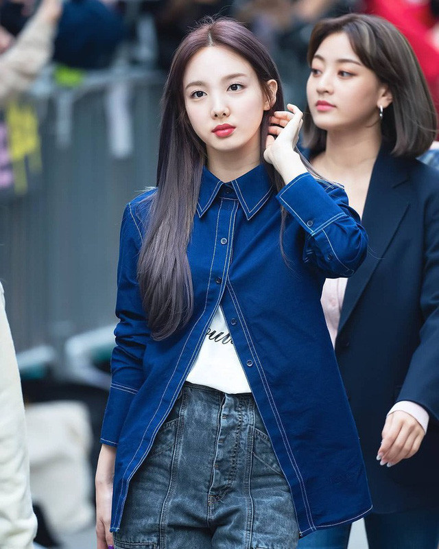 Sao Hàn hoá ra cũng có style công sở cực đỉnh mà nàng nào cũng nên hóng để nâng level mặc đẹp khi đi làm - Ảnh 6. Sao Hàn hoá ra cũng có style công sở cực đỉnh mà nàng nào cũng nên hóng để nâng level mặc đẹp khi đi làm - Ảnh 6.