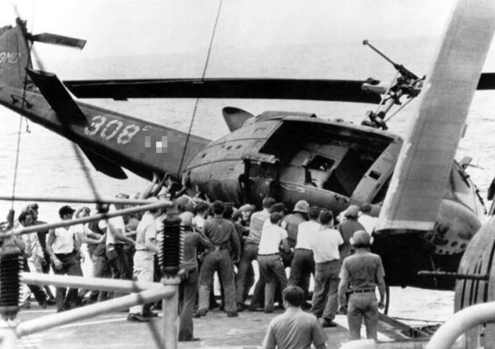 Tại sao tàu Mỹ ném máy bay xuống biển năm 1975? ảnh 3 Tại sao tàu Mỹ ném máy bay xuống biển năm 1975? ảnh 3