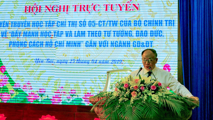 Yên Bái: Hội nghị “Đẩy mạnh học tập và làm theo tư tưởng, đạo đức, phong cách Hồ Chí Minh“ ảnh 2  Yên Bái: Hội nghị “Đẩy mạnh học tập và làm theo tư tưởng, đạo đức, phong cách Hồ Chí Minh“ ảnh 2