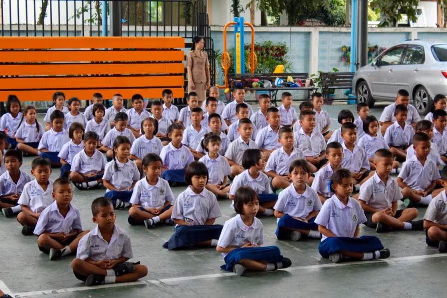 HS Thái Lan tại các trường ở khu vực phát triển có sự khác biệt rất lớn về điều kiện học tập so với bạn bè ở những vùng khó khăn. Ảnh: Thailand Business.