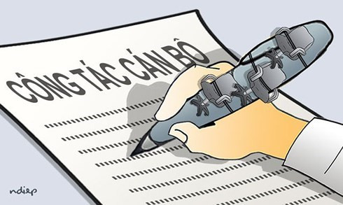 Chống “vi rút trì trệ” - Nhìn từ công tác cán bộ