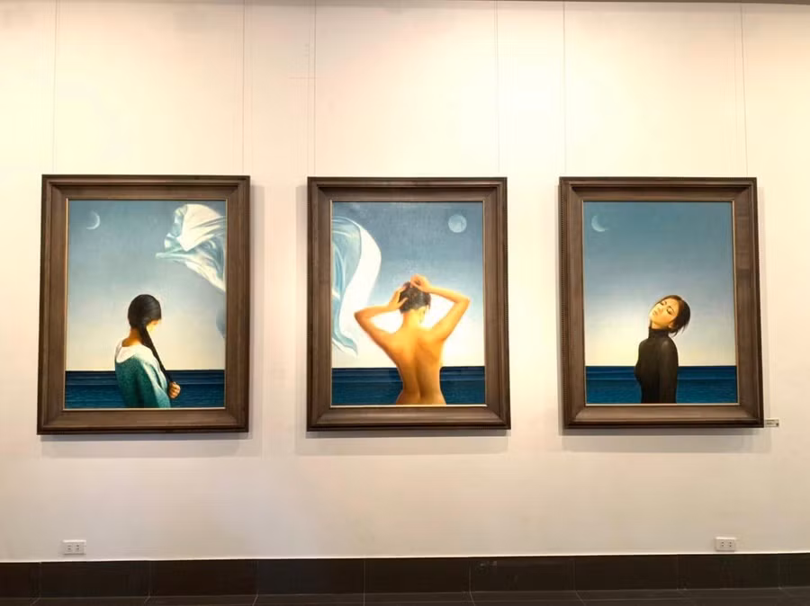 Triển lãm quy tụ gần 40 tác phẩm.