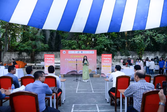 Ngày hội sách là hoạt động thường niên của Trường Đại học Văn hóa Hà Nội.