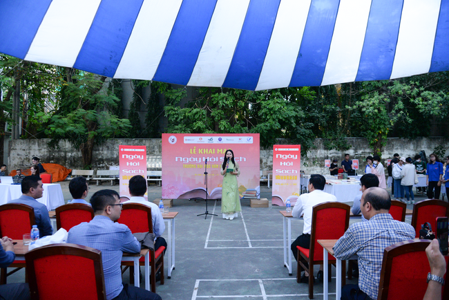 Ngày hội sách là hoạt động thường niên của Trường Đại học Văn hóa Hà Nội. Ngày hội sách là hoạt động thường niên của Trường Đại học Văn hóa Hà Nội.