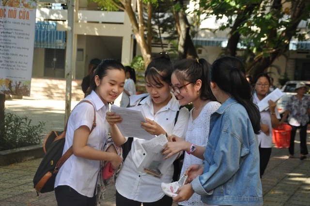 Đề thi tham khảo môn Lịch sử mà Bộ GD&ĐT vừa công bố, đáp ứng được kỳ vọng của giáo viên, học sinh. 