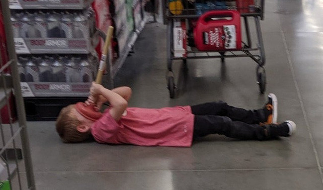 Chùm ảnh chứng minh logic của trẻ chính là "phi logic" - Ảnh 11. Chùm ảnh chứng minh logic của trẻ chính là "phi logic" - Ảnh 11.