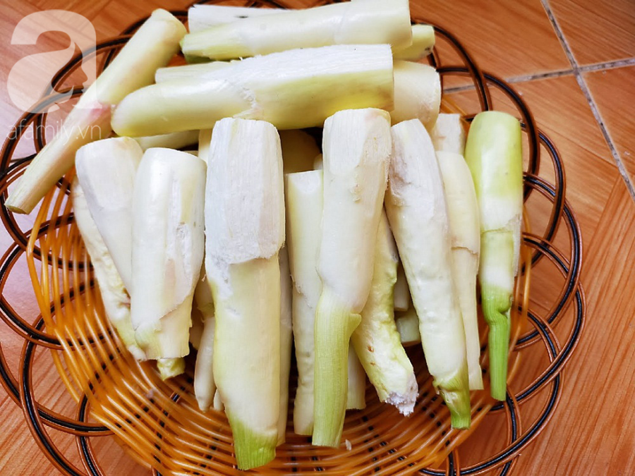 Củ niễng đang vào mùa, xem ngay cách chọn và sơ chế cực chuẩn - Ảnh 2. Củ niễng đang vào mùa, xem ngay cách chọn và sơ chế cực chuẩn - Ảnh 2.