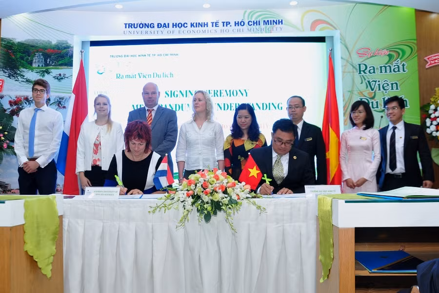 Trường ĐH Kinh tế TPHCM ra mắt Viện Du lịch