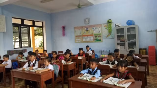 HS Trường Tiểu học A Ngo (A Lưới, Thừa Thiên - Huế) trong giờ học. Ảnh: Hương Lan