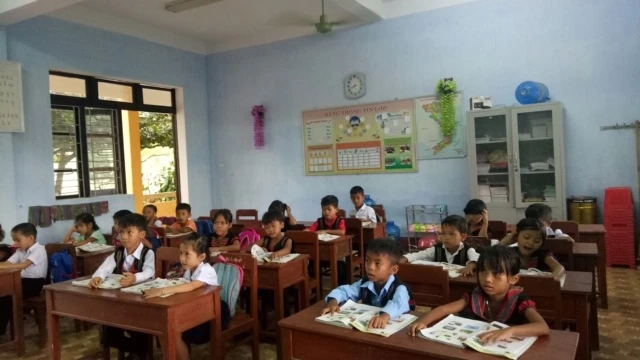 HS Trường Tiểu học A Ngo (A Lưới, Thừa Thiên - Huế) trong giờ học. Ảnh: Hương Lan