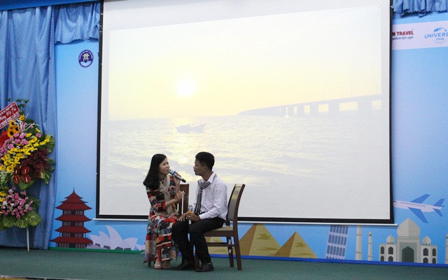 Một tiết mục dự thi của thí sinh tại đêm chung kết xếp hạng