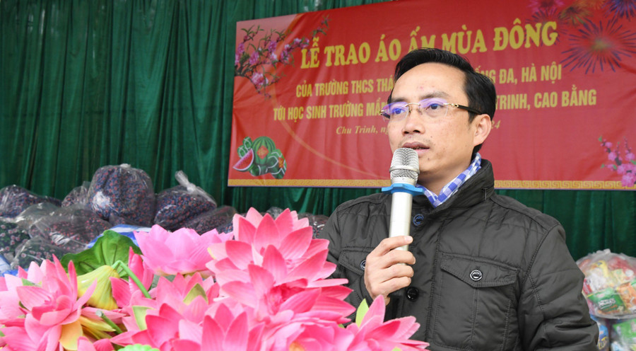 Thầy Nguyễn Cao Cường - Hiệu trưởng Trường THCS Thái Thịnh.