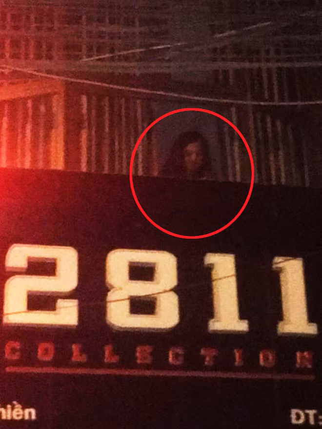 Bức ảnh thách bạn ngủ ngon: Nửa đêm nhậu về bắt gặp vợ để mặt mộc xõa tóc đứng chờ ngoài ban công, anh chồng tự hỏi có nên vào nhà không? - Ảnh 2.