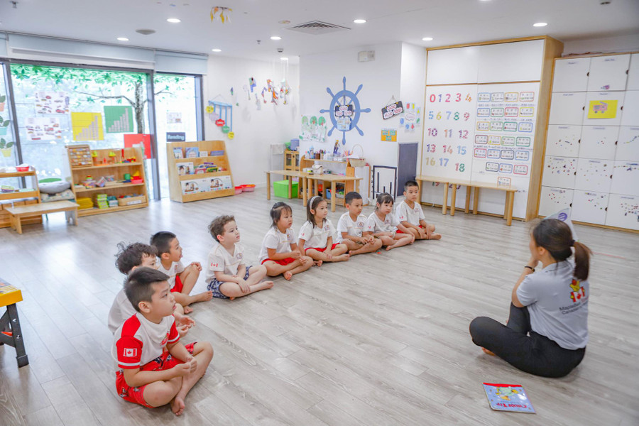 Phát triển kĩ năng Anh ngữ bằng phương pháp thẩm thấu ngôn ngữ tự nhiên.