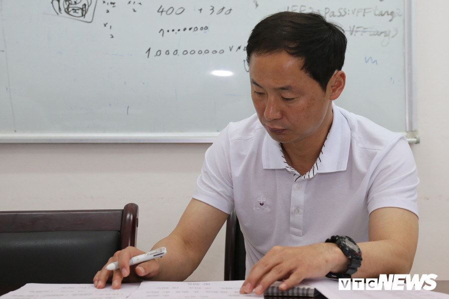 Trợ lý Kim Han-yoon đã đến Việt Nam và nắm trong tay bản danh sách 50 cầu thủ của HLV Park Hang Seo