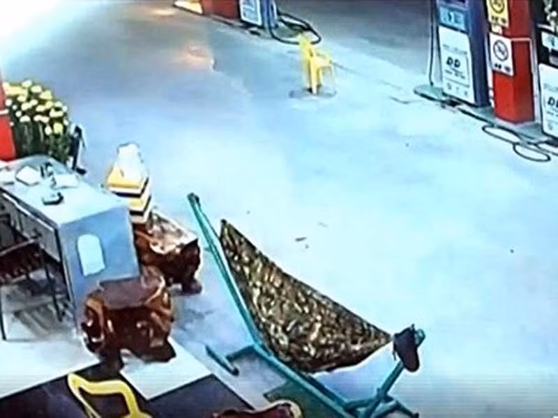 Án mạng ở cây xăng Đăng Nam: Manh mối quan trọng - ảnh 1