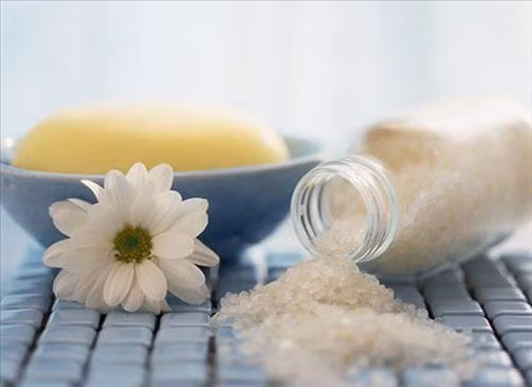 lo tay lam vo guong, nho lam nhanh 5 viec nay de giai tru van xui keo ruoc hoa - 2