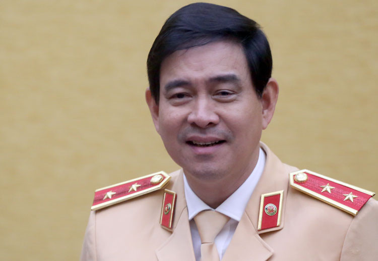 Trung tướng Vũ Đỗ Anh Dũng, Cục trưởng Cục CSGT phát biểu tại cuộc họp báo. Ảnh: Bá Đô