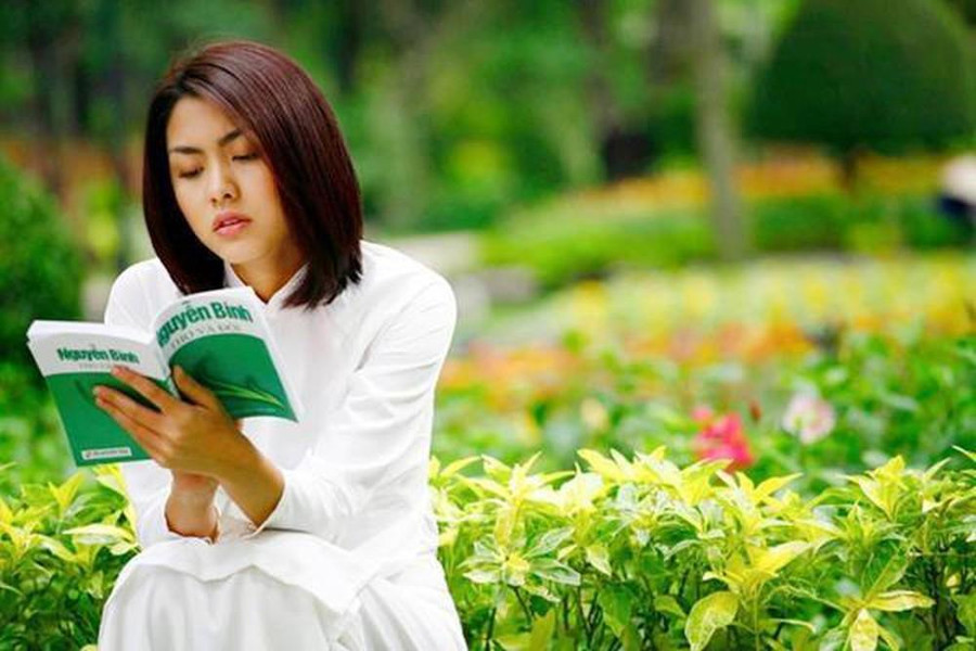 Tăng Thanh Hà trong phim Bỗng Dưng Muốn Khóc. Tăng Thanh Hà trong phim Bỗng Dưng Muốn Khóc.