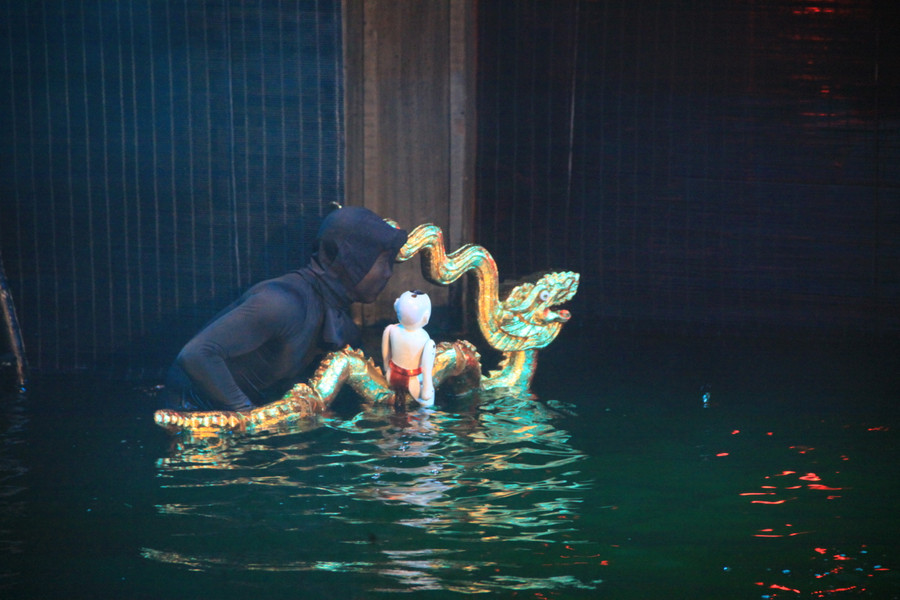 Các nghệ sĩ có trải nghiệm thú vị với "Mơ rồng". Ảnh: Bình Thanh.