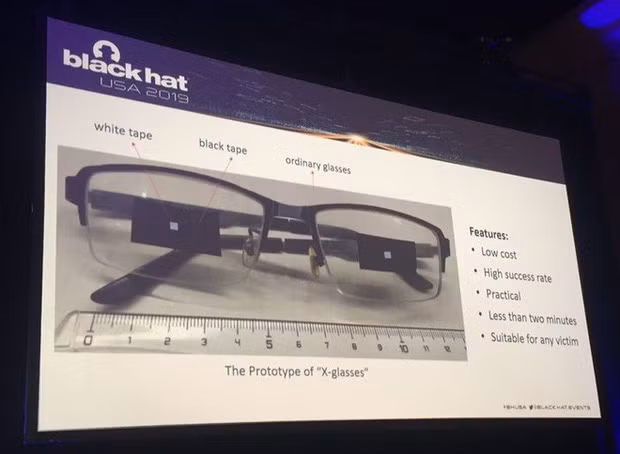 Người dùng iPhone hãy cẩn thận: Face ID có thể bị qua mặt dễ dàng chỉ với một chiếc kính và một ít băng dính-2