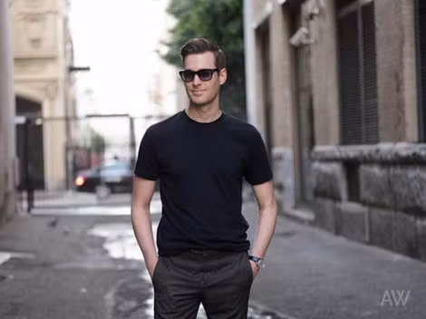 5 chiếc áo phông mọi người đàn ông đều cần có ảnh 2