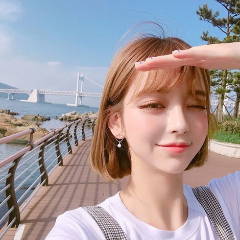 5 kiểu tóc ngắn giúp chị em thay “hack tuổi”, nhìn như gái 18 ảnh 9 5 kiểu tóc ngắn giúp chị em thay “hack tuổi”, nhìn như gái 18 ảnh 9