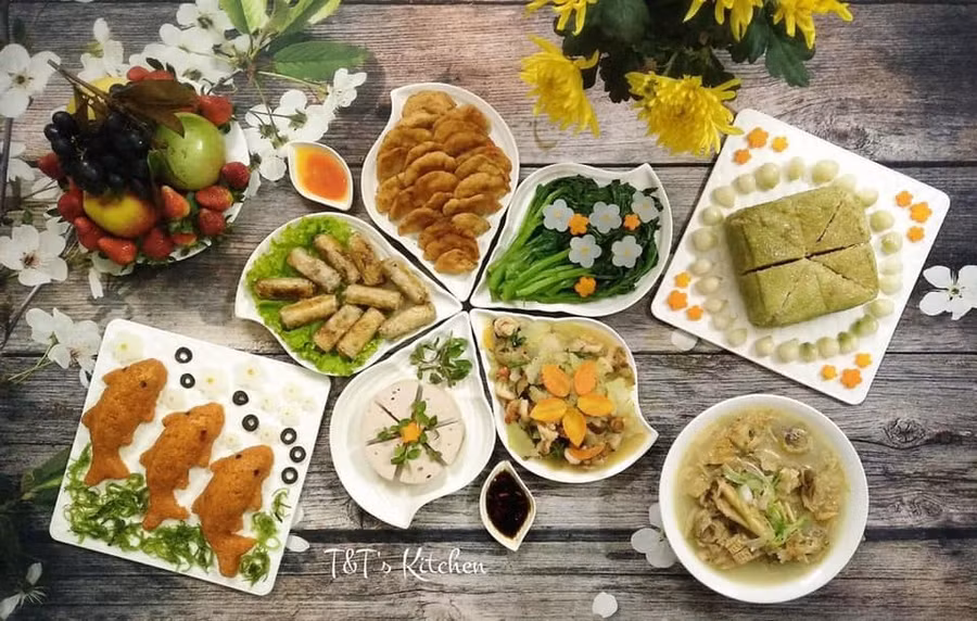 Mâm cỗ do facebooker T&amp;T"s Kitchen thực hiện.