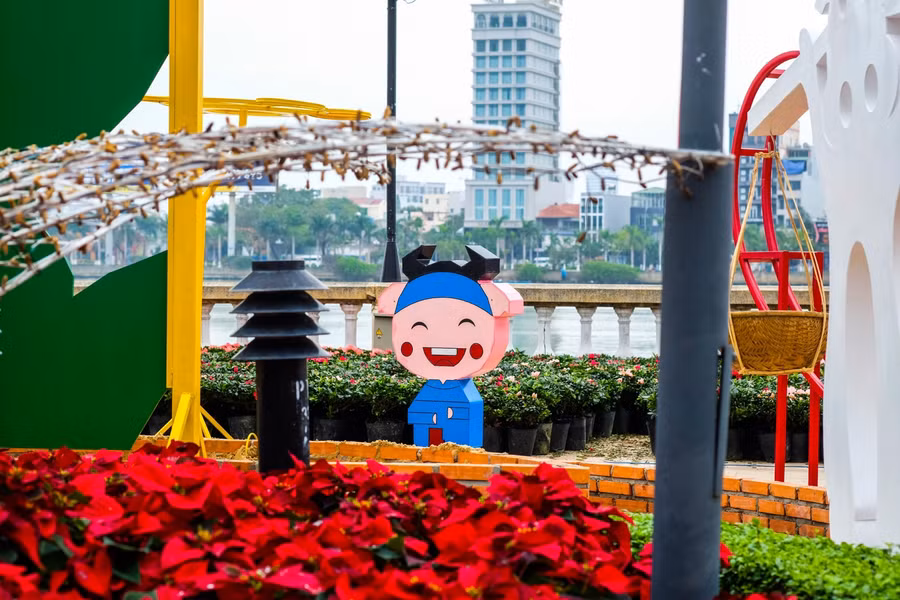 Một số tiểu cảnh khu vực xung quanh.