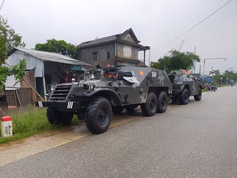 Mọi phương tiện cơ động nhất đã được huy động tiếp cận hiện trường.