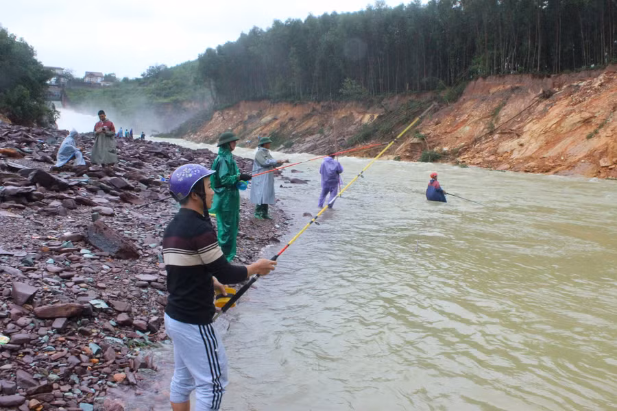 Nhiều "cần thủ" cho rằng đây là cơ hội được thoả chí đam mê.
