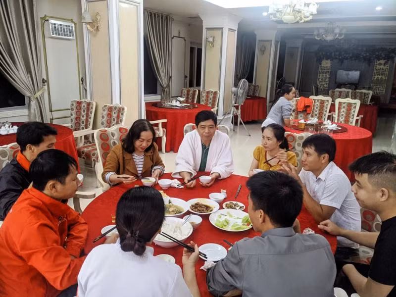 Người dân được nghỉ miễn phí tại khách sạn Bình Minh, TP. Hà Tĩnh.