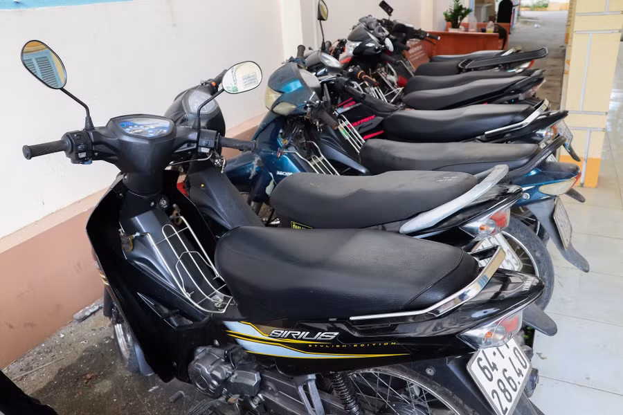 Công an thu hồi được 9 xe máy.