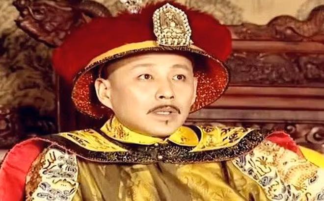 Vì sao nhìn thấy Càn Long, Khang Hy lại kinh ngạc đến mức đặt chén rượu xuống?