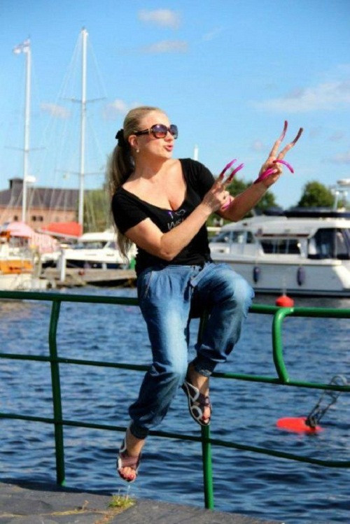 Bộ móng "chất nhất quả đất". Bộ móng chất nhất quả đất.