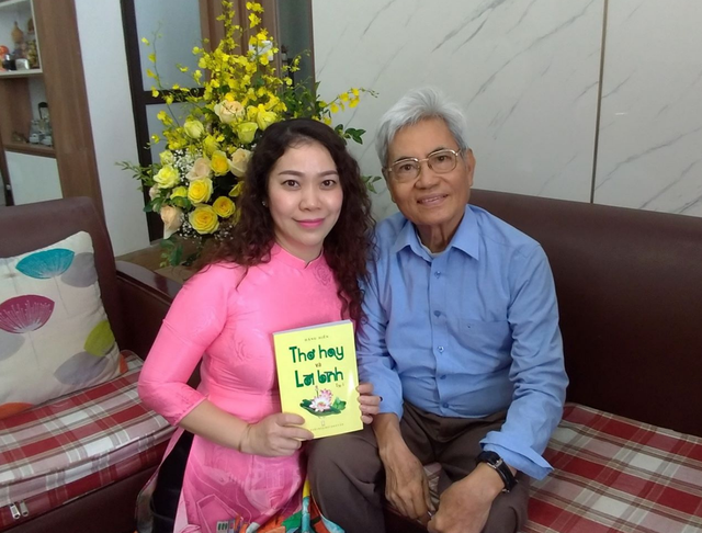 Tiễn biệt tác giả bài thơ Mẹ vắng nhà ngày bão - Nhà giáo ưu tú Đặng Hiển - 4