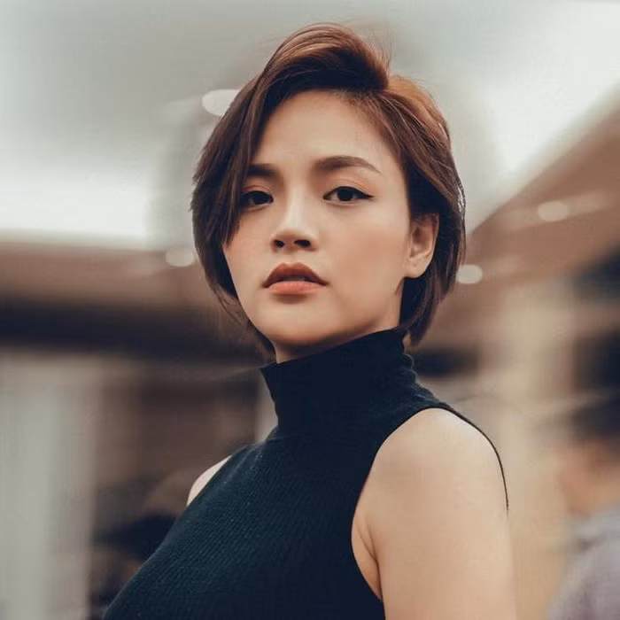 Ảnh thời chưa nổi tiếng của người đẹp phim truyền hình Quỳnh Nga, Thu Quỳnh... ảnh 9