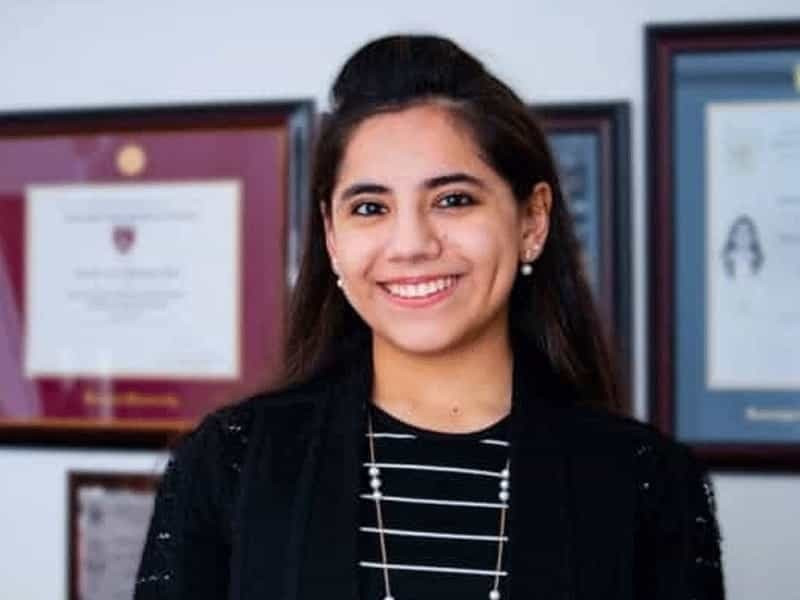 Nữ sinh 13 tuổi có bằng tâm lý học, 17 tuổi trúng thạc sĩ Harvard ảnh 1 Nữ sinh 13 tuổi có bằng tâm lý học, 17 tuổi trúng thạc sĩ Harvard