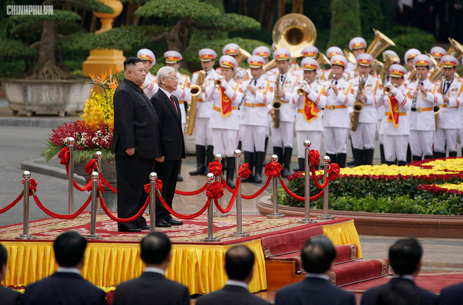 Tổng Bí thư, Chủ tịch nước Nguyễn Phú Trọng và Chủ tịch Kim Jong-un. Ảnh VGP/ Quang Hiếu Tổng Bí thư, Chủ tịch nước Nguyễn Phú Trọng và Chủ tịch Kim Jong-un. Ảnh VGP/ Quang Hiếu