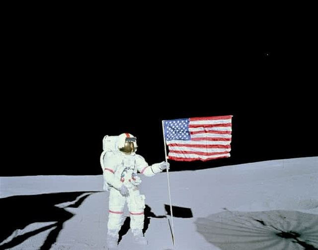 6 cuộc đổ bộ thành công của con người lên Mặt Trăng - ảnh 3