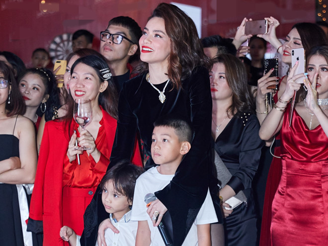 Hồ Ngọc Hà chia sẻ bức thư tay Subeo viết tặng mẹ ngày 8/3 ảnh 2 Ho Ngoc Ha chia se buc thu tay Subeo viet tang me ngay 8/3 hinh anh 2