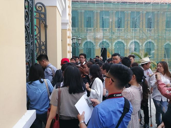 Hoãn phiên tòa ly hôn của vợ chồng "vua cà phê" Trung Nguyên ảnh 1 Hoãn phiên tòa ly hôn của vợ chồng